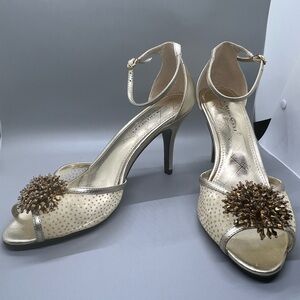 A. Marinelli  Womens Sandals Size 8.5 M Gold